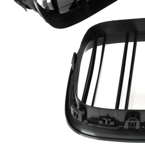 BMW 5 F07 GT 09-17 gitter mellem forlygterne (nyrerne) venstre + højre sæt SORT GLOSSY DOBBELT BAR