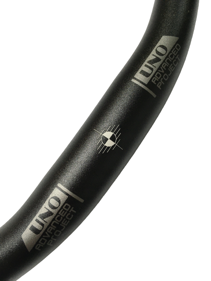 Cykelstyr ALU sort MTB 780 / 31,8 mm UNO
