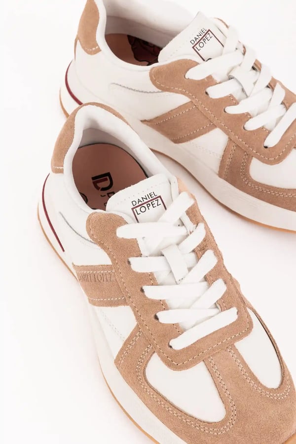 Dalia Daniel Lopez damnsneakers SS2D4049 storlek 39