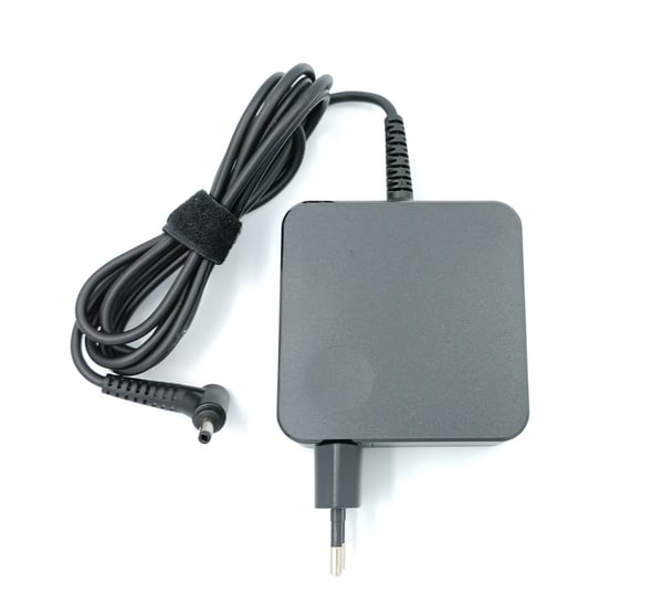 Ultra Parts - LENOVO STRØMFORSYNING 65W 20V 3.25A 4.0-1.7mm (kvadrat)