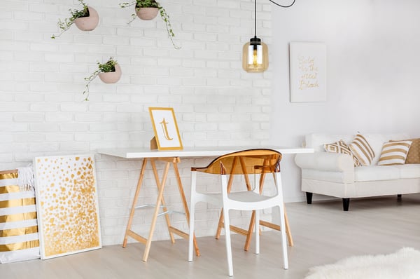 MODERNE ELEGANT HÆNGELAMPE MED GLASSKÆRM