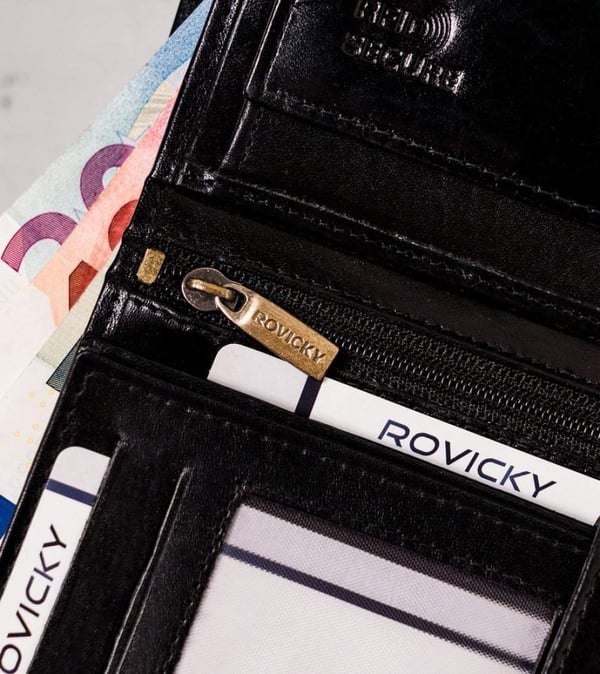 Herrplånbok i läder med RFID-skydd - Rovicky