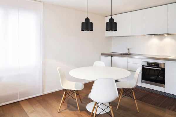 MODERNI KATTOVALAISIN MUSTA LED-VALAISIN