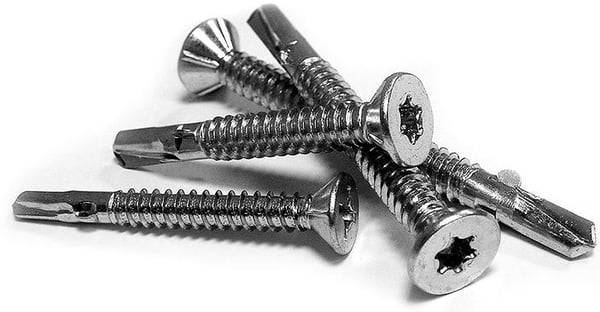 ITSEPORAUTUVAT RUUVI SINKITTY TORX T30 6,3*60MM - 2,0 STO - 524 6,3*60