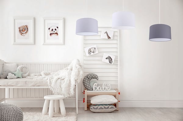 LOFTHÆNGENDE LAMPE LYKRONE LAMPESKÆRM FARVER
