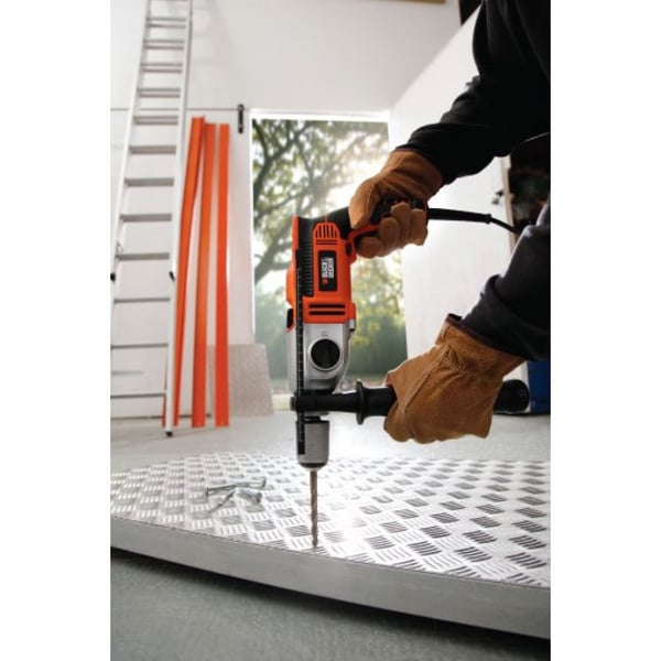 Wiertarka udarowa 1100 W 13 mm Black Decker