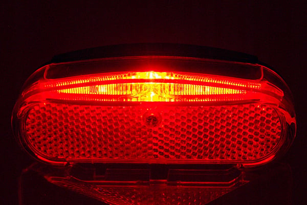 LED cykellygte til bagstativ YG-WD430 LED + batterier