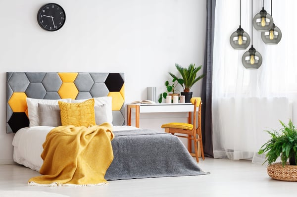 MODERNIN LASIPALLO-RIIPPUVALAISIMEN VÄRIVALINTA