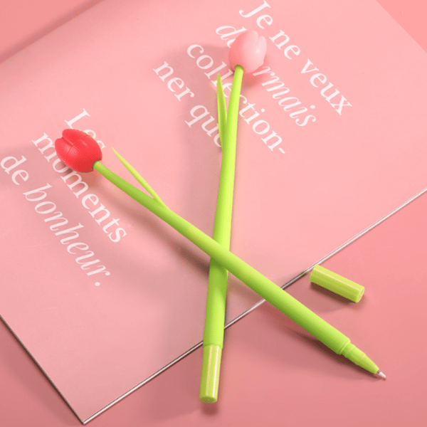 Kyniä cooliin tyttöjen tulppaanikimppuun naistenpäivälahjaksi PINKKI kirjanmerkki [PEN3]