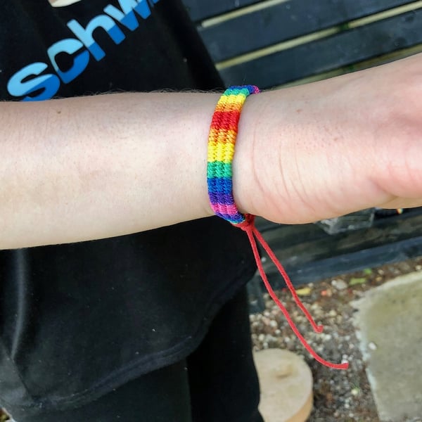 Armbånd PÅ en snor, regnbuebånd, regnbue LGBT-snor, unisex