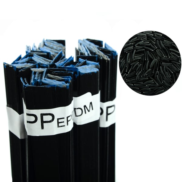 Plastisvärin täytevahvistus PP/EPDM Musta 100g 8mm nauha