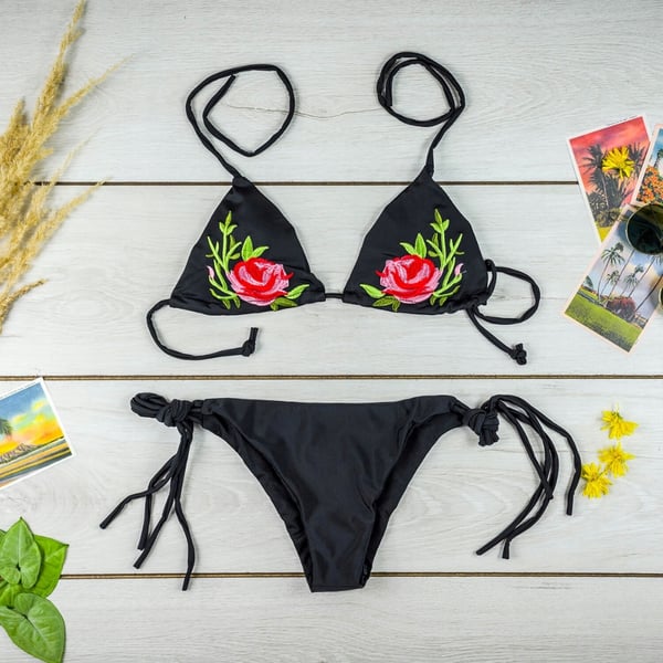 Todelt blomstret bikini badedragt med binding til stranden, poolen, L Todelt blomstret bikini badedragt med binding til stranden, poolen, L