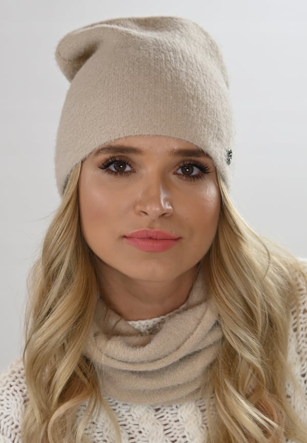 Varmt sæt med hue og halsedisse Alpaca Touch Beige AL1