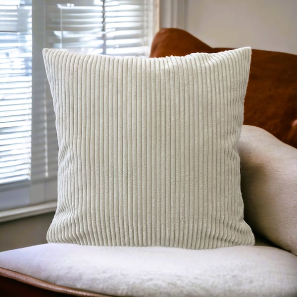 Beige dekorativt pudebetræk med striber 50x70 cm