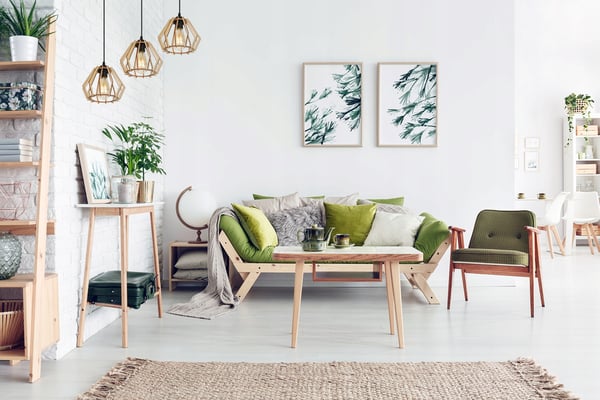 MODERN LED-TAKLAMPA I TRÄ