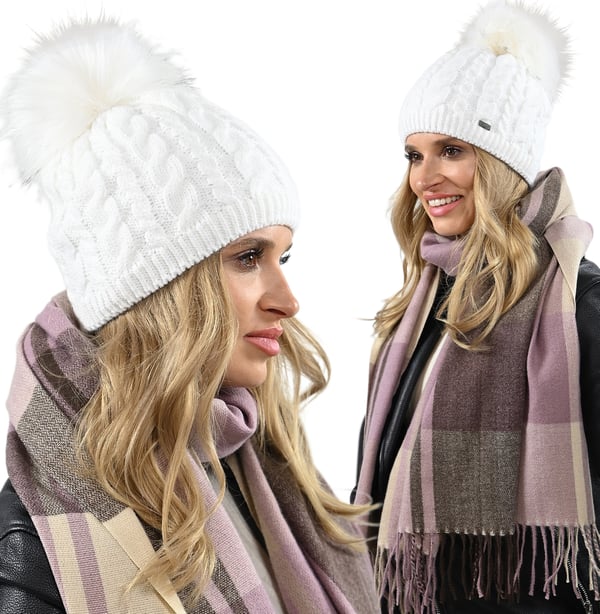 Vit varm damvintermössa med pompom, isolerad med fleece beanie universalstorlek