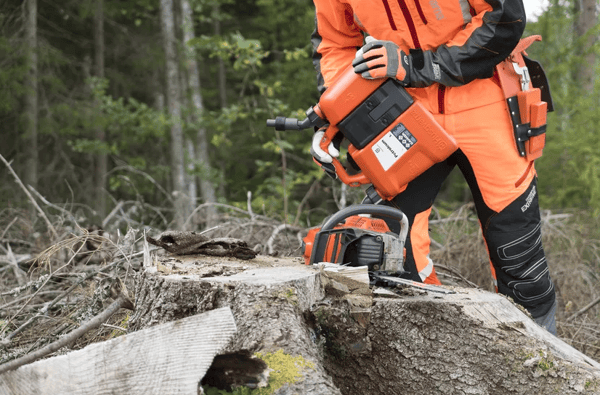 Halvsyntetisk olie til totakts-motorer 1 L HP HUSQVARNA 2T ORIGINAL