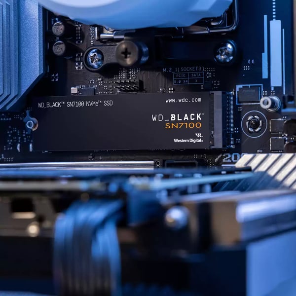 WD Black SN7100 1TB M.2 2280 PCIe NVMe SSD (7250/6900 MB/s) WDS100T4X0E