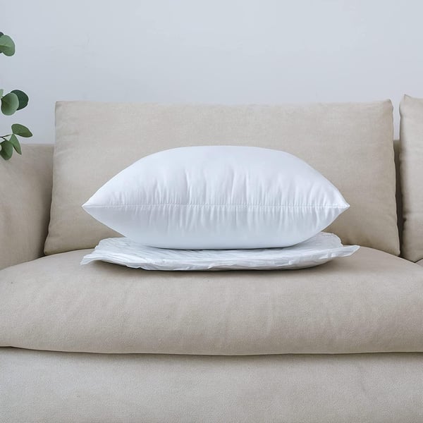 Pude 70x80 cm allergivenlig glat mikrofiber hvid silikone