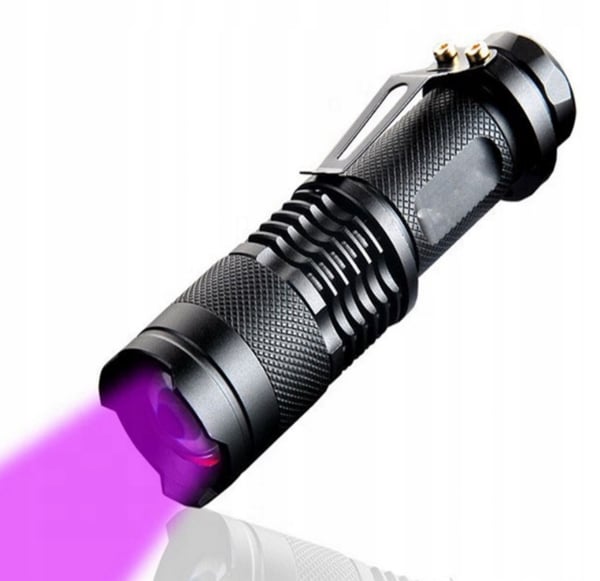 Taktinen LED-taskulamppu Zoom UV-diodi Amber Setelitesteri Kestää