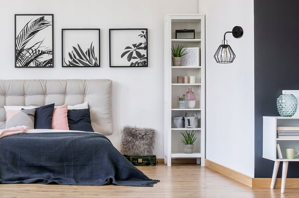 VÆGLAMPE, FIRKANTET LAMPE, METALLAMPE, TRÅD, LED