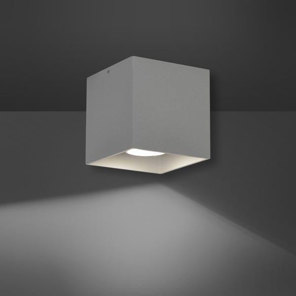 Stilfuld firkantet loftslampe i aluminium