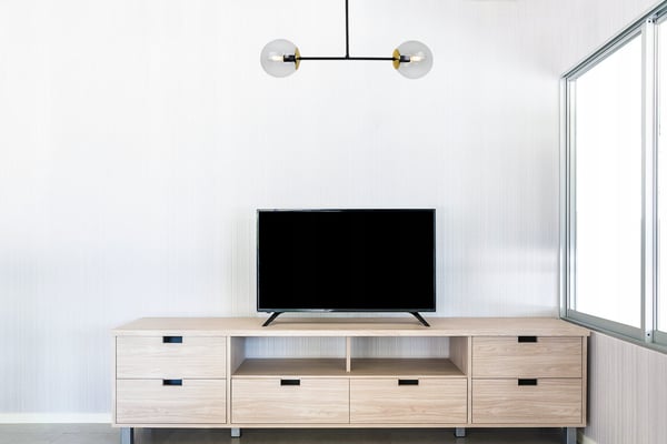 MODERNE HÆNGELAMPE MED GLASKUGLER LED-LYKRONE