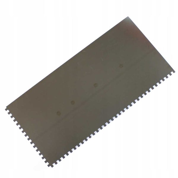 Kubala ruostumattomasta teräksestä valmistettu hammastettu lasta 130x270mm 4x4mm 0261
