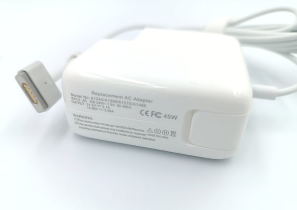 Ultra Parts - Apple MacBook Air 13'' virtalähde A1466 45W 3.05A 14.85V