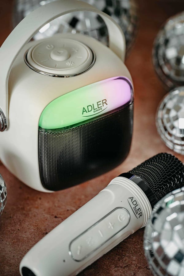 AD 1199 valkoinen karaokekaiutin mikrofonilla - SD/USB/AUX/Bluetooth