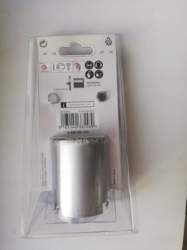 Boschin 53 mm:n reikäsaha
