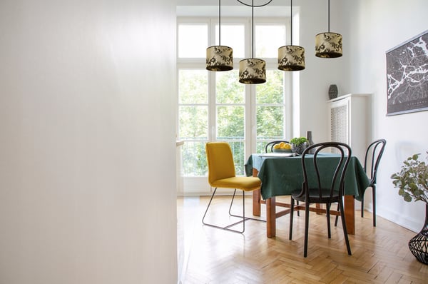 Lofthængelampe, lampeskærm med edderkoppemotiv, guld