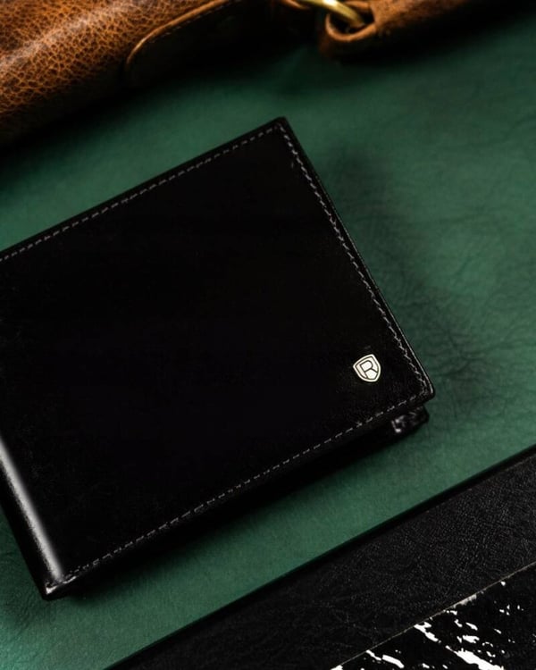 Herrplånbok i läder med RFID-system - Rovicky