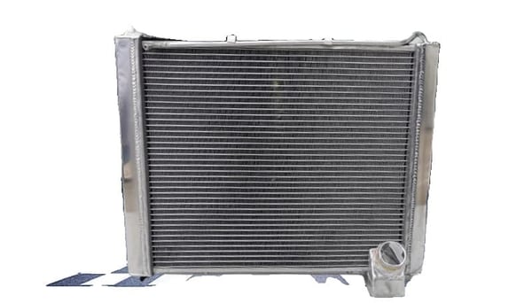 Aluminiumkøler, præcisionspasform til 1961-1962 Chevrolet Corvette, tre-rækket design, robust hel-aluminium konstruktion.