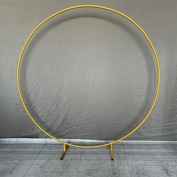 Bryllupsbue Bryllup Baggrundsstøtte, Udendørs Græs Dekoration, Rundt Design, 2,2m (86,6in), Guld