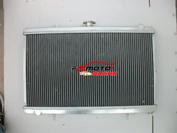 Radiator Køling, Aluminium, Kerne Størrelse 642mm x 360mm x 52mm, Samlet Størrelse 666mm x 433mm x 60mm, Indløbs/Udløbs Diameter 35mm