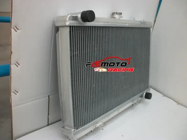Radiator Køling, Aluminium, Kerne Størrelse 642mm x 360mm x 52mm, Samlet Størrelse 666mm x 433mm x 60mm, Indløbs/Udløbs Diameter 35mm