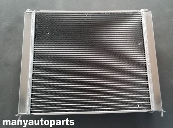 Aluminiumkøler, 3 kernerækker, 56 mm tykkelse, til Nissan 300zx z32 Turbo