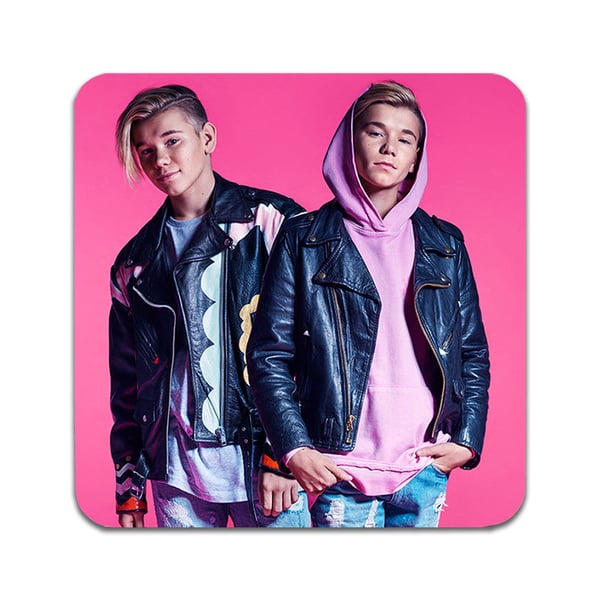 Glassunderlag (2-pakning): Marcus & Martinus, stilrene underlag med unike og livlige motiver