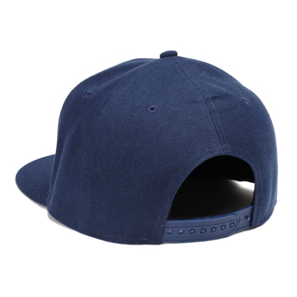 Mørkeblå hette snapback med spenne