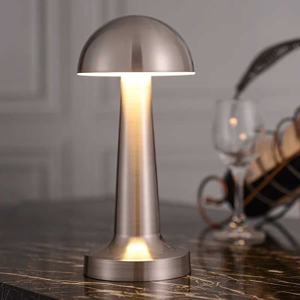 Retro oppladbar bordlampe med metall dimmer sølv