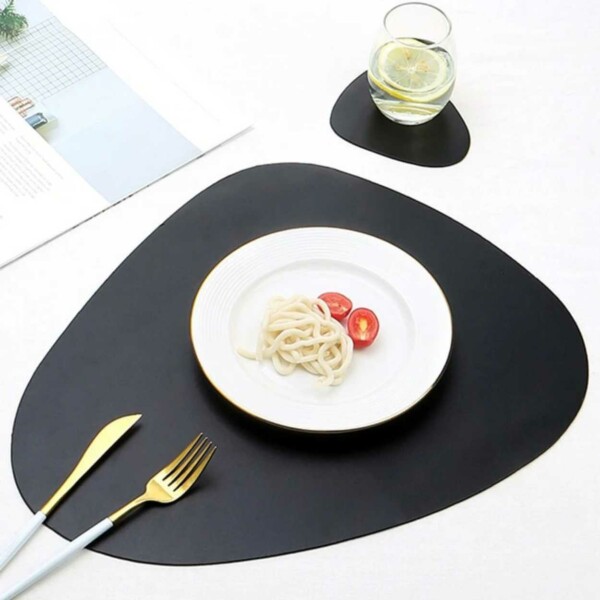 4-pakkauspöytätabletti keinotekoisessa nahkassa pyöristetty musta 43x36cm
