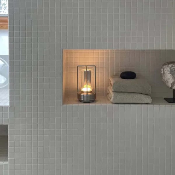 Trådløs LED-lampe | Oppladbar bordlampe i metalllykt sølv