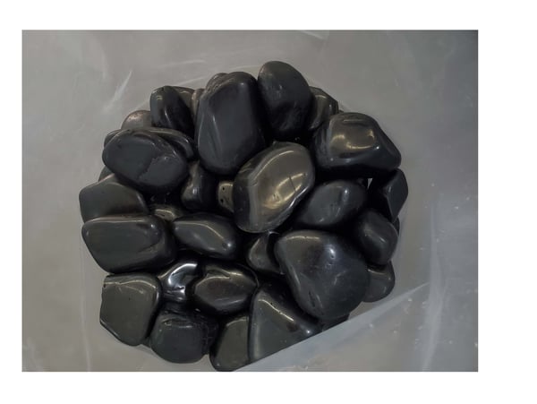 200 kg Kiillotettua soraa Kiiltävää soraa Joen soraa Soraa Puutarhasoraa Koristesoraa *