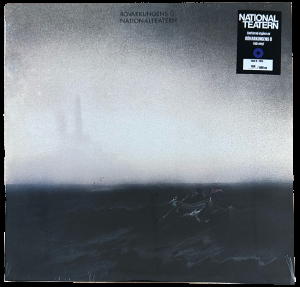 Nationalteatern - Rövarkungens Ö (Sininen vinyyli) (LP) Nationalteatern - Rövarkungens Ö (Sininen vinyyli) (LP)