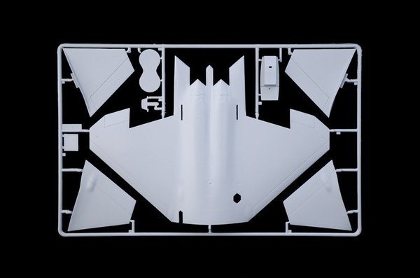 ITALERI 1:48 - F-22 A Raptor