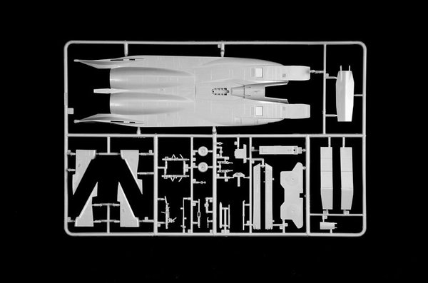 ITALERI 1:48 - F-15E Strike Eagle