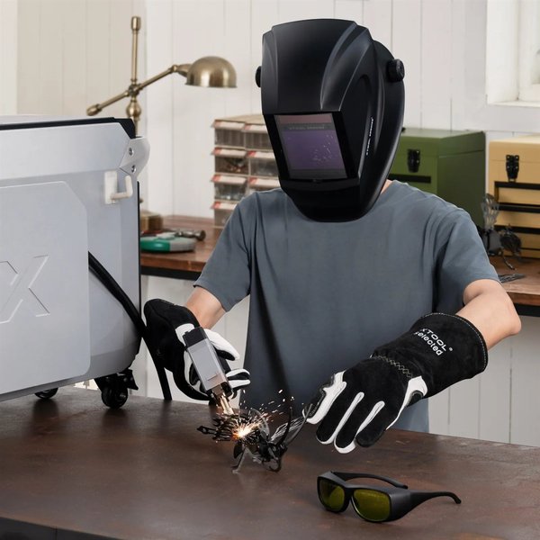 xTool 1080nm Auto-Darkening LaserWelding Helmet