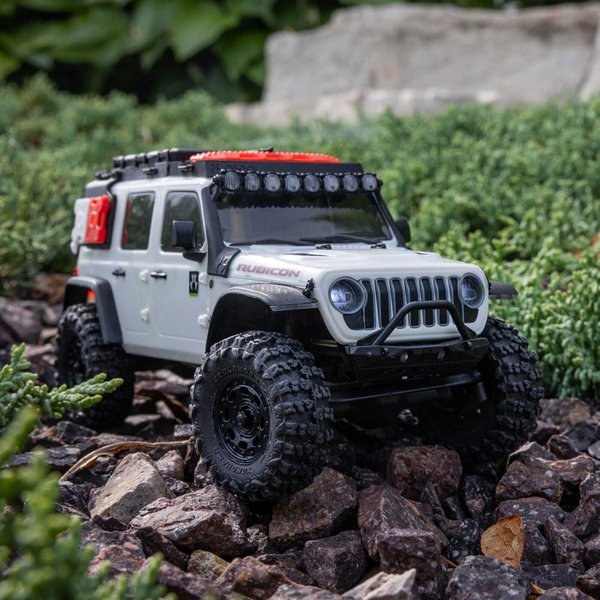 Axial SCX30 Jeep Wrangler JLU Crawler 4WD White