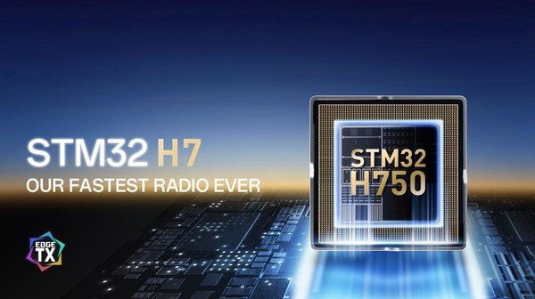 Radiomaster TX15 16-kanals ELRS LBT Grå